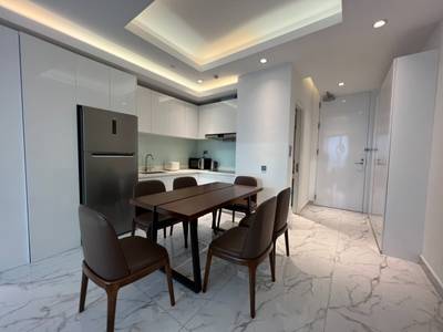 J Tower 2 Condominium | 138 sqm Land Size Condo K pronájmu