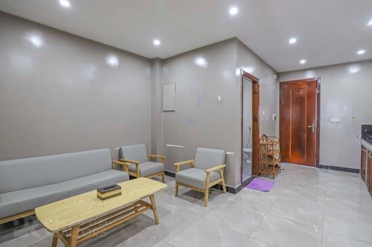 Flat For Rent in Wat Phnom, Daun Penh, Phnom Penh