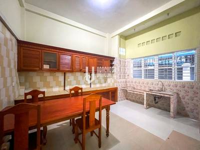 House and lot K pronájmu in Toul Kork $1,500