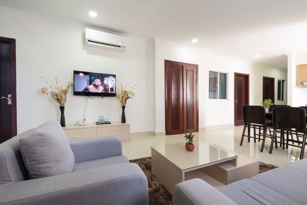 Appartement À louer de 108 m² habitables à Boeng Keng Kang