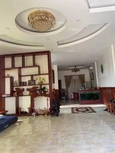 $570 Villa