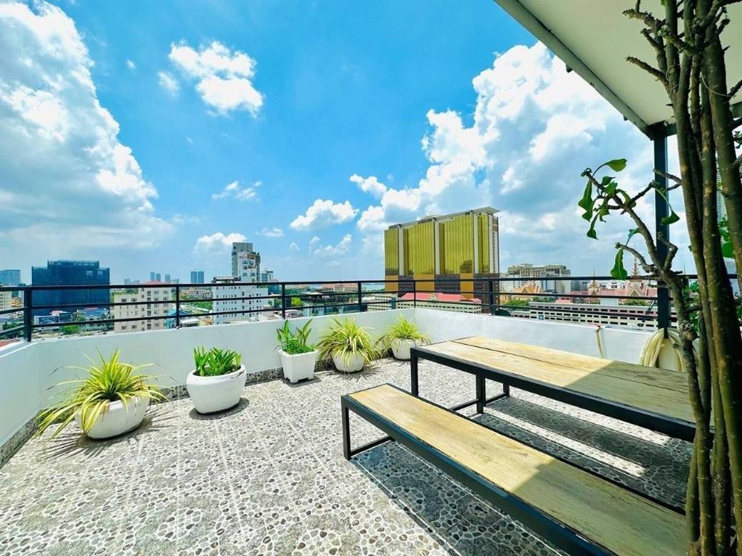 ផ្ទះល្វែង តម្លៃ $650