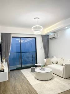 $800 Condo