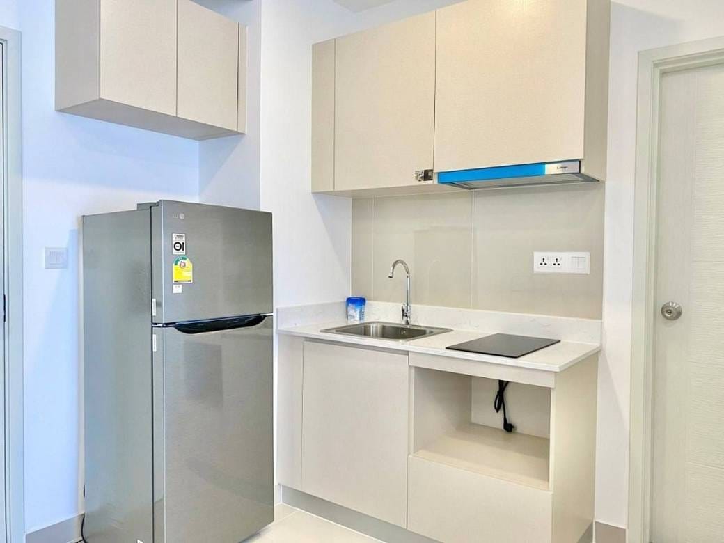Condo Na wynajem o powierzchni działki 52.5 m²