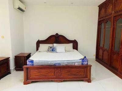 4 Bedrooms Dvojvila K pronájmu for $1,200
