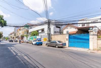 316平方米土地面积的House and lot出售