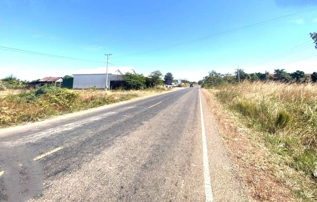 940 sqm Land Size House and lot For Sale