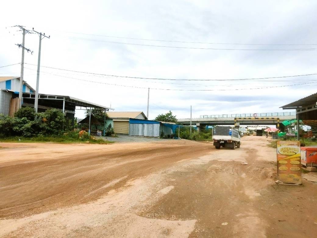3,041 sqm Land Size House and lot Na prodej