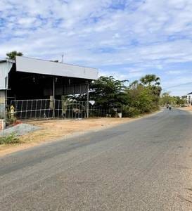 คลังสินค้า สำหรับขาย ใน ตแบงขปุส, ซาเมียกกีเมียนเจย, กำปงชนัง