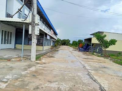 117.6 sqm Living Size Flat House For Sale in S'ang