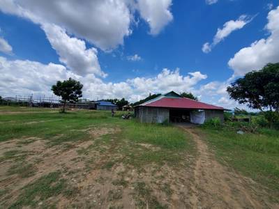 Entrepôt À vendre à Santepheap, Sampov Lun, Battambang