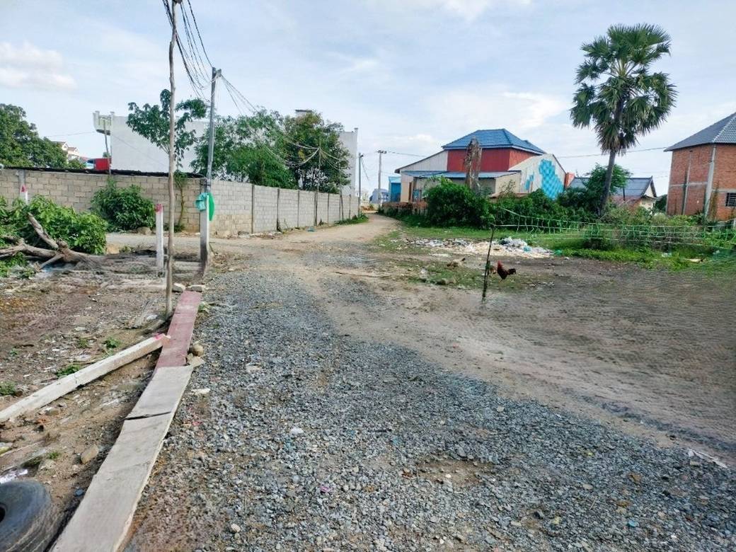Lot For Sale in Peuk, Angk Snuol, Kandal