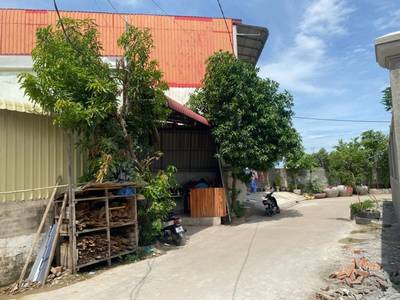 House and lot出售，位于宣邦屯门1, 棉芷区, 金边