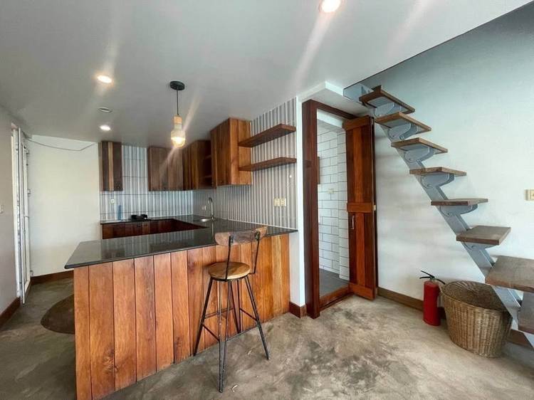 Flat For Rent in Phsar Kandal II, Daun Penh, Phnom Penh