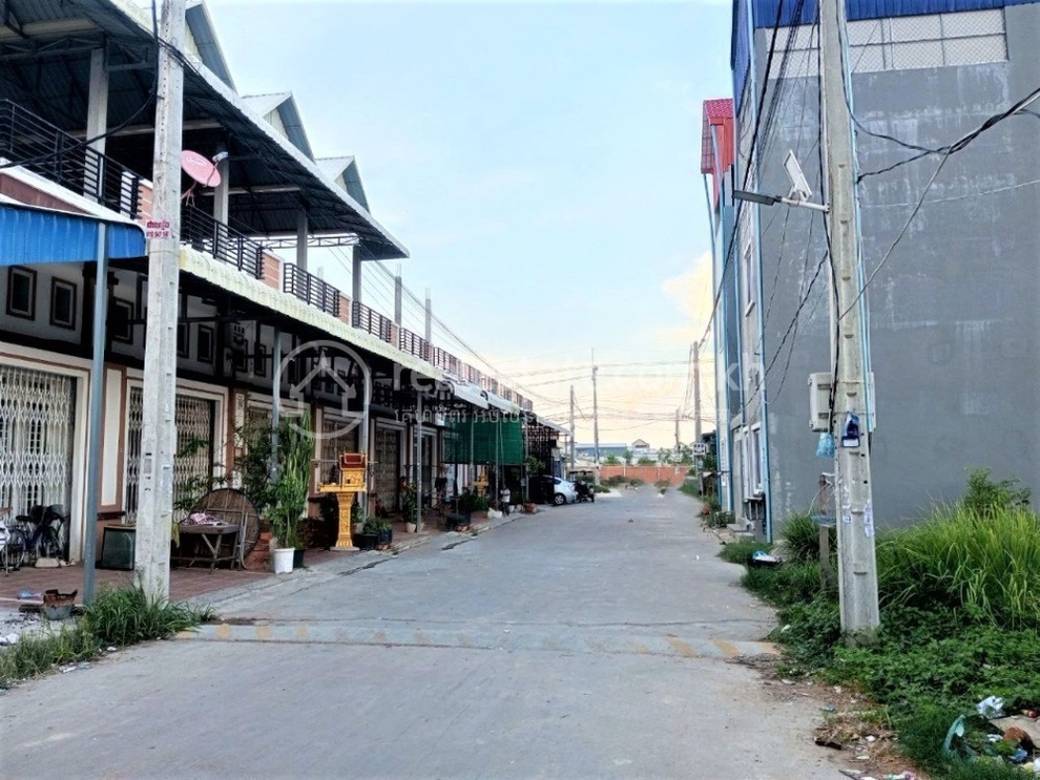 $44,000 Flat House
