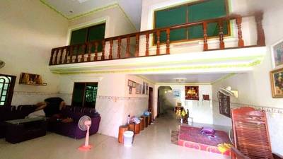 House and lot สำหรับขาย พื้นที่ใช้สอย 180 ตร.ม. ใน Kiri Vong