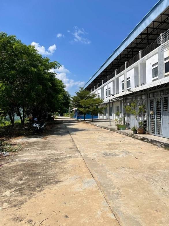 Flat House For Sale in Kaoh Anlong Chen, S'ang, Kandal