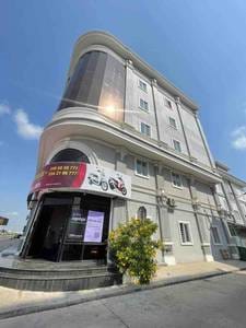 Khmuonh Dom z lokalem handlowym For Sale & Rent w Khmuonh