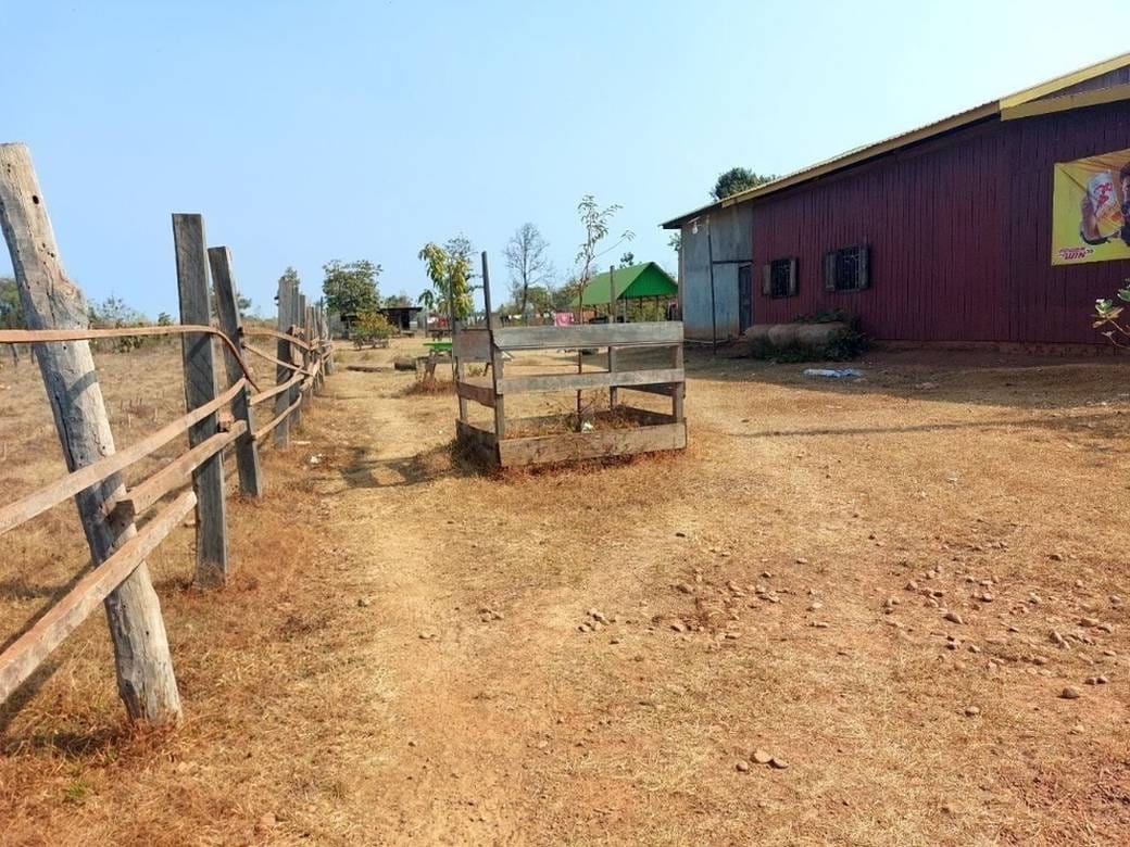 House and lot สำหรับขาย พื้นที่ใช้สอย 126 ตร.ม. ใน Siem Pang