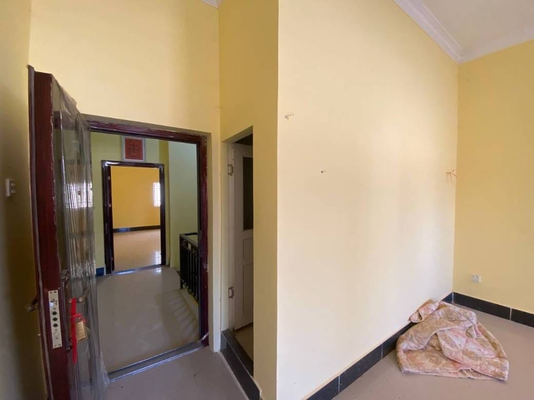 100.8 sqm Living Size Flat House For Sale in Kong Pisei