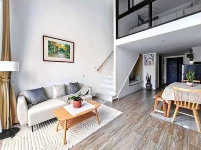Morgan EnMaison | Condo Type | Zařízeno Condo K pronájmu