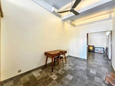 House and lot K pronájmu in Daun Penh $1,600