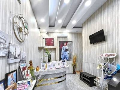 180 sqm Living Size Shophouse K pronájmu in Daun Penh