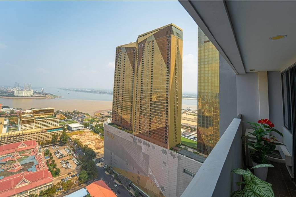 The Bridge | Condo Na prodej with 1 Parking Space