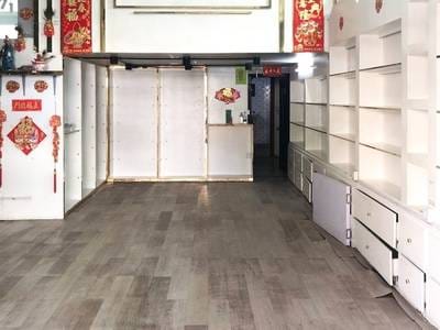 Toul Kork Shophouse Na prodej in Toul Kork