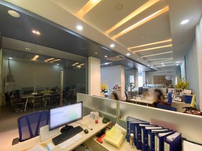 7 Makara店屋出租，价格$4,000