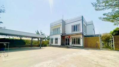 $9,500 Villa