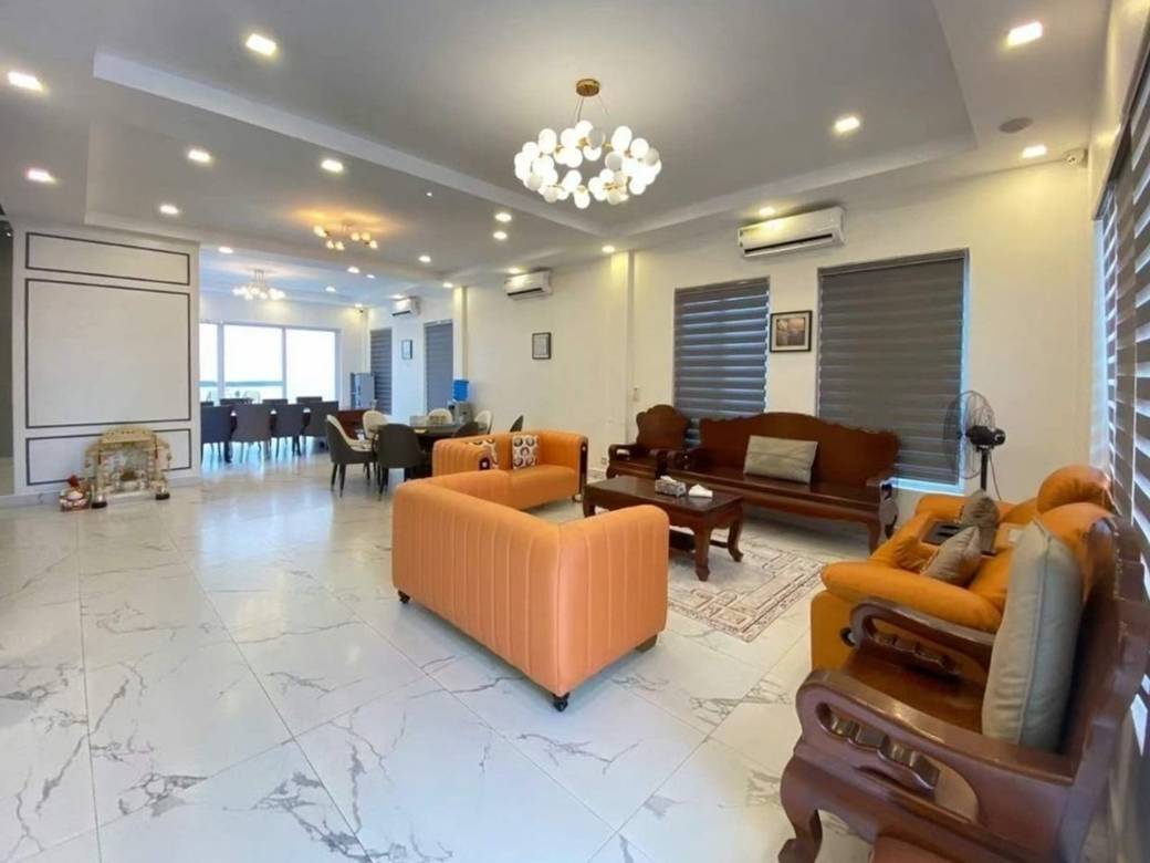 Preaek Ta Sek Villa For Rent in Preaek Ta Sek