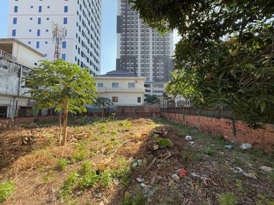 512平方米土地面积的土地出售，价格$2,600