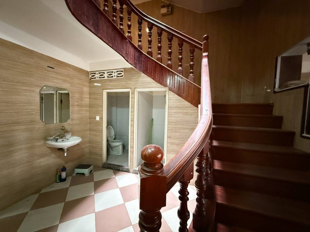 Shophouse K pronájmu in Phsar Thmei I, Daun Penh, Phnom Penh