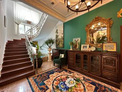 Vila For Sale & Rent in Toul Tum Poung 1, Chamkarmon, Phnom Penh
