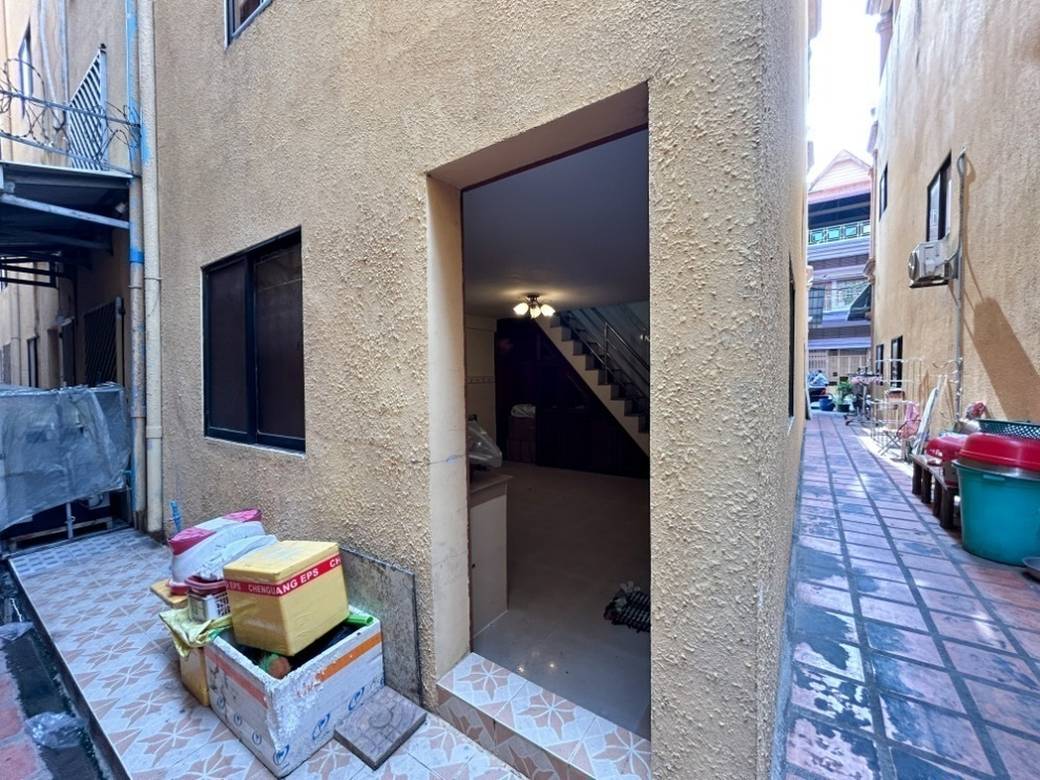 $86,000 Flat House