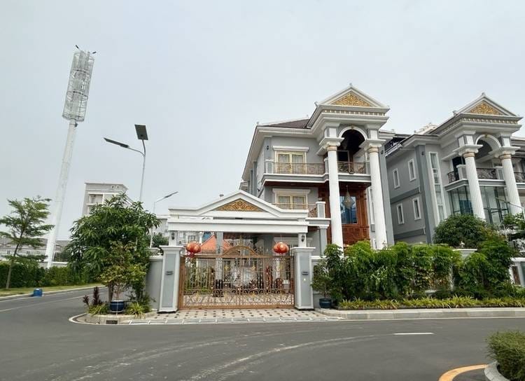 Villa For Rent in Chrang Chamres 2, Russey Keo, Phnom Penh