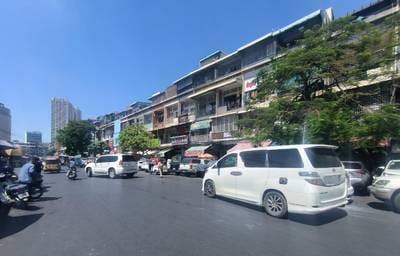 $950,000 Shophouse