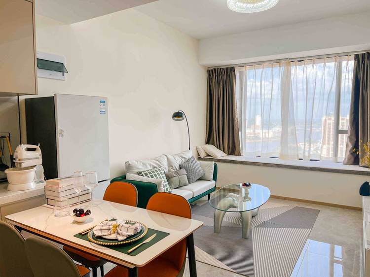 1 Bedroom Condo Ready move in