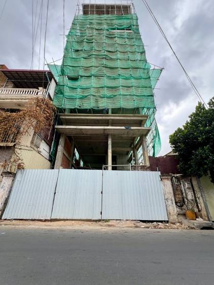 Tuek L'ak 3 Building For Sale in Tuek L'ak 3