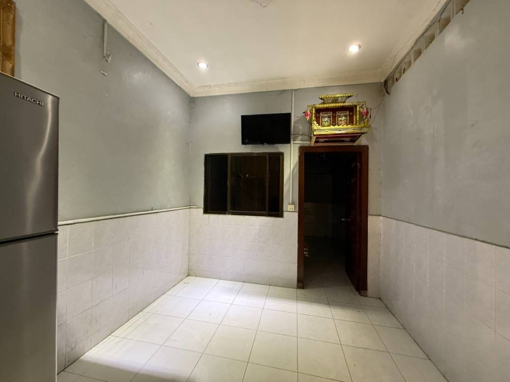 Daun Penh店屋出租，价格$900