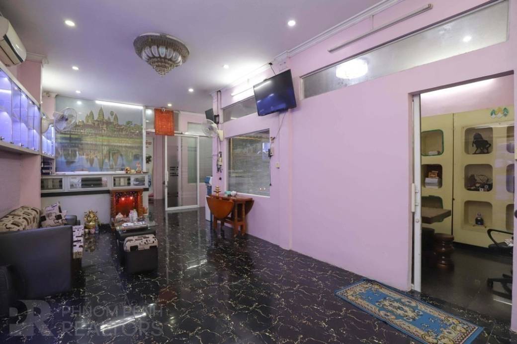 $700 店屋