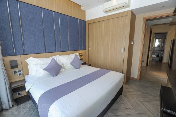Flat For Rent in Tonle Bassac, Chamkarmon, Phnom Penh