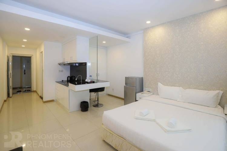 Flat For Rent in Tonle Bassac, Chamkarmon, Phnom Penh