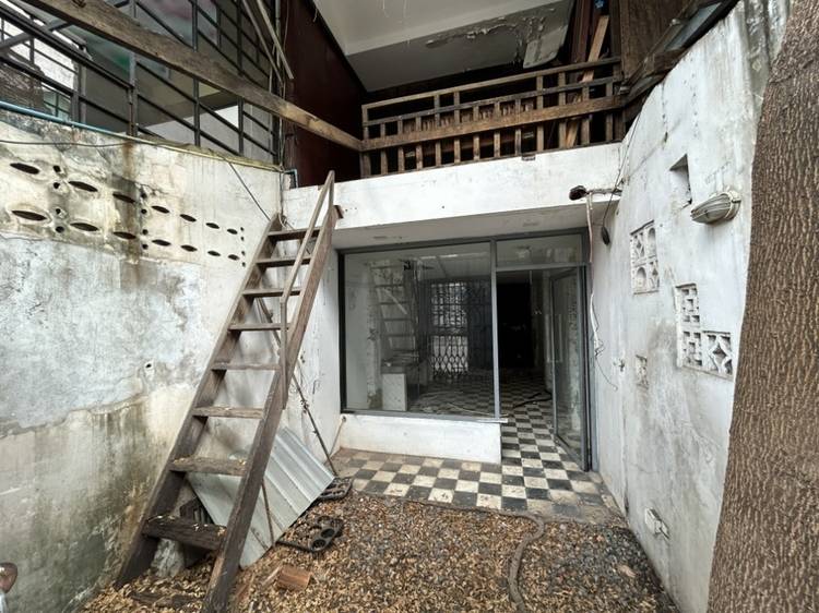 CommercialShophouse สำหรับเช่า ใน Toul Tum Poung 2, Chamkarmon, Phnom Penh