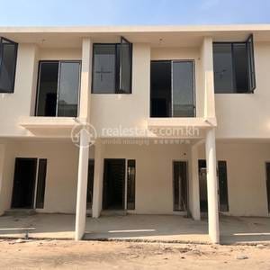 81 sqm Land Size House and lot Na prodej