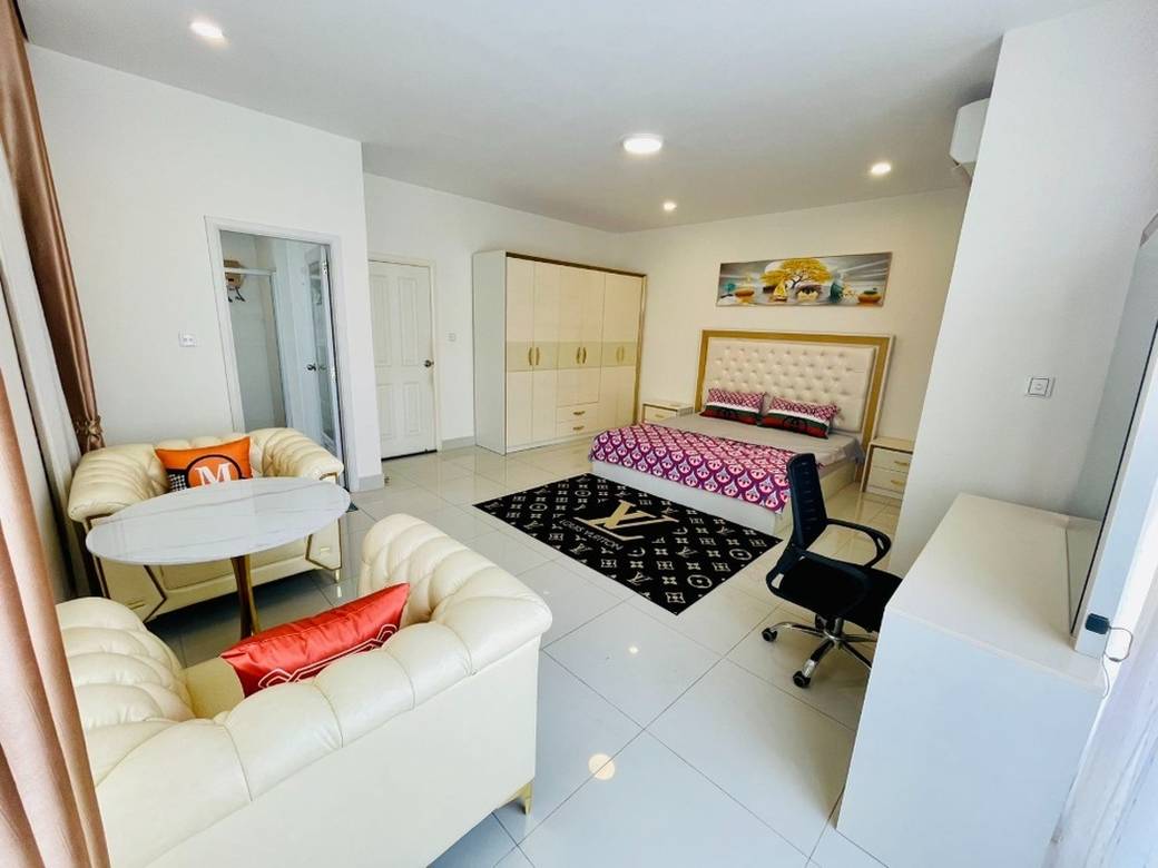 Borey Peng Huoth: The Star Platinum Euro Ville | 224 sqm Land Size Dvojvila K pronájmu for $2,480