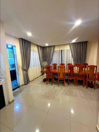 184 sqm Land Size Villa For Rent