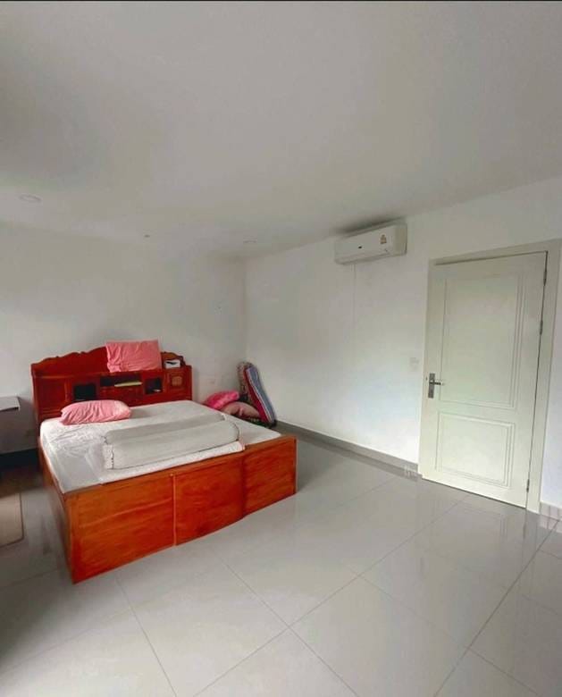 72 sqm Living Size Villa For Rent in Sen Sok