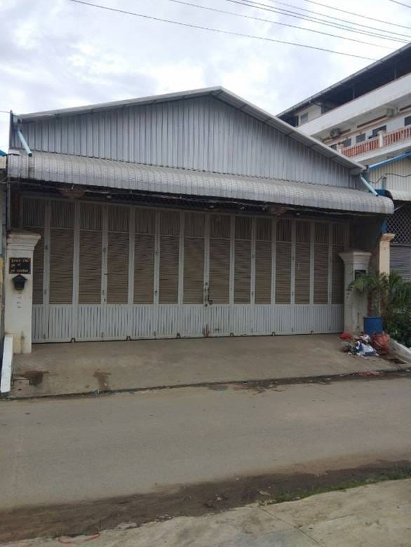 Por Sen Chey仓库出售，价格$220,000